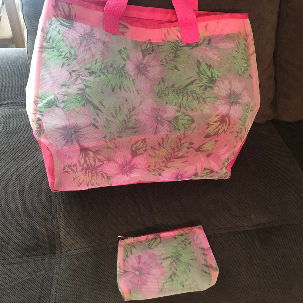 Mesh Pink Floral Beach Bag & Small Bag (Good Condition) Cute & Great For Beach